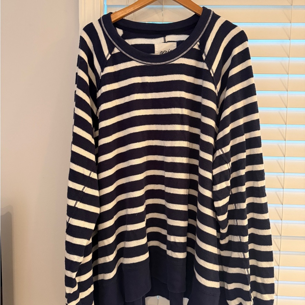 Aerie Navy and white striped sweatshirt - XXL